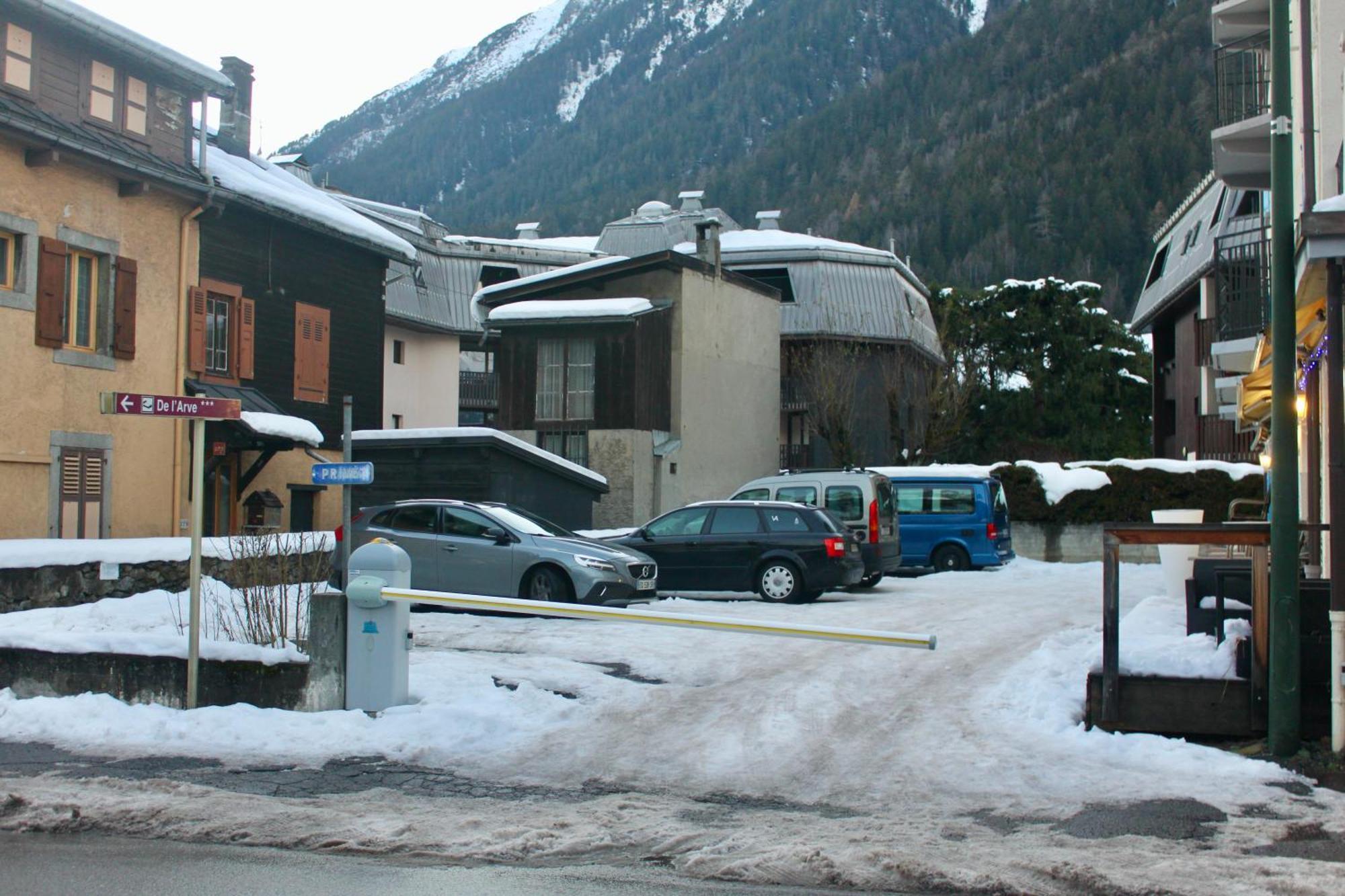 Appartement Le Savoisien Chamonix ภายนอก รูปภาพ